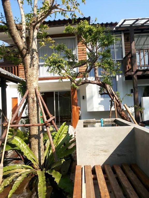 The Home Chiangmai Luxury Guesthouse Чиангмай Экстерьер фото