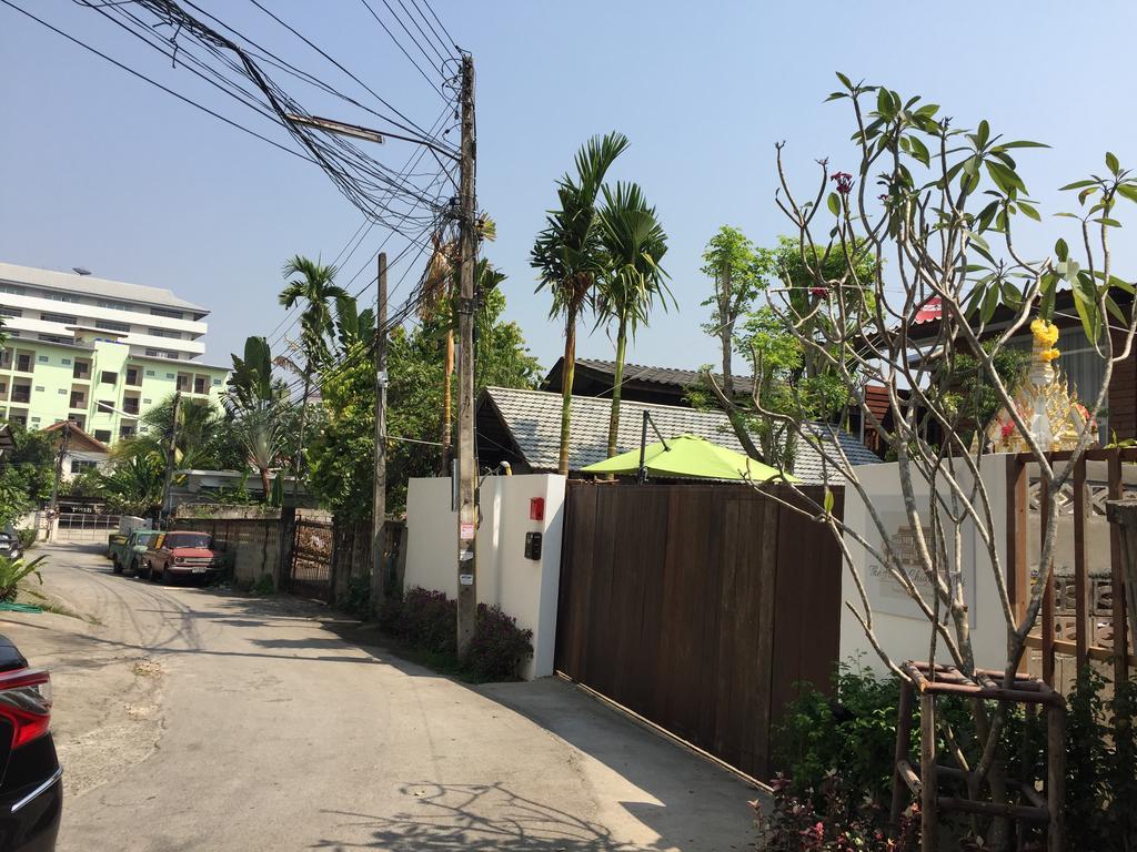 The Home Chiangmai Luxury Guesthouse Чиангмай Экстерьер фото