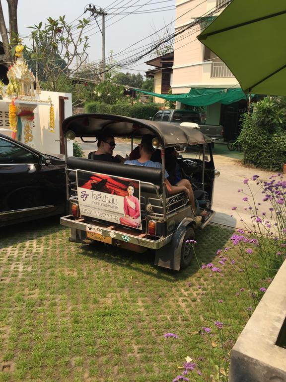 The Home Chiangmai Luxury Guesthouse Чиангмай Экстерьер фото