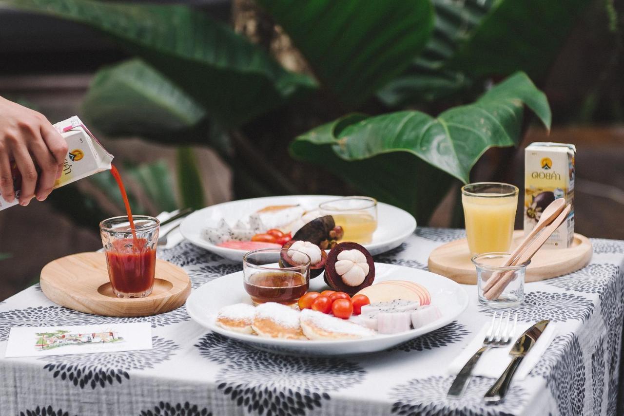 The Home Chiangmai Luxury Guesthouse Чиангмай Экстерьер фото