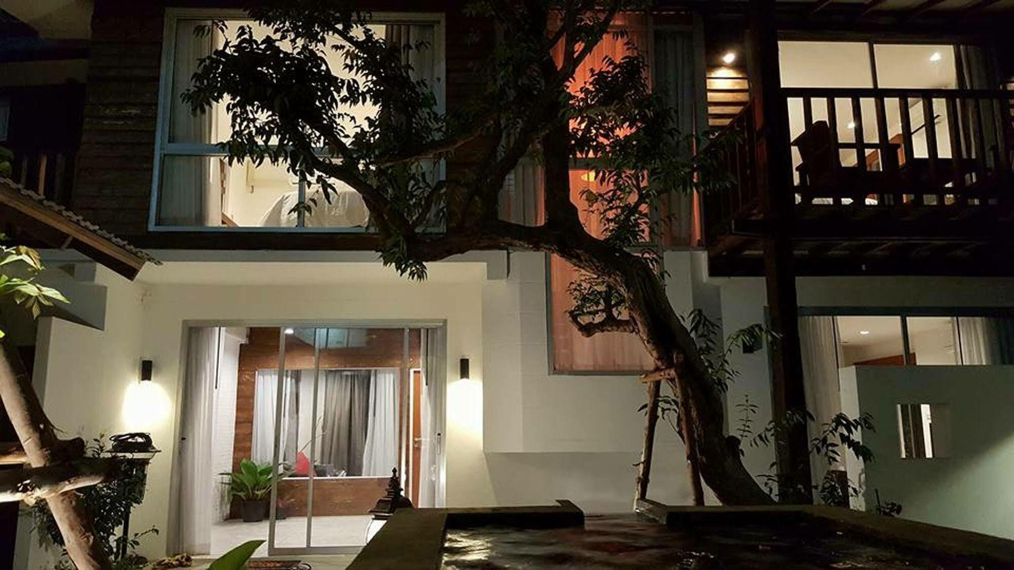 The Home Chiangmai Luxury Guesthouse Чиангмай Экстерьер фото