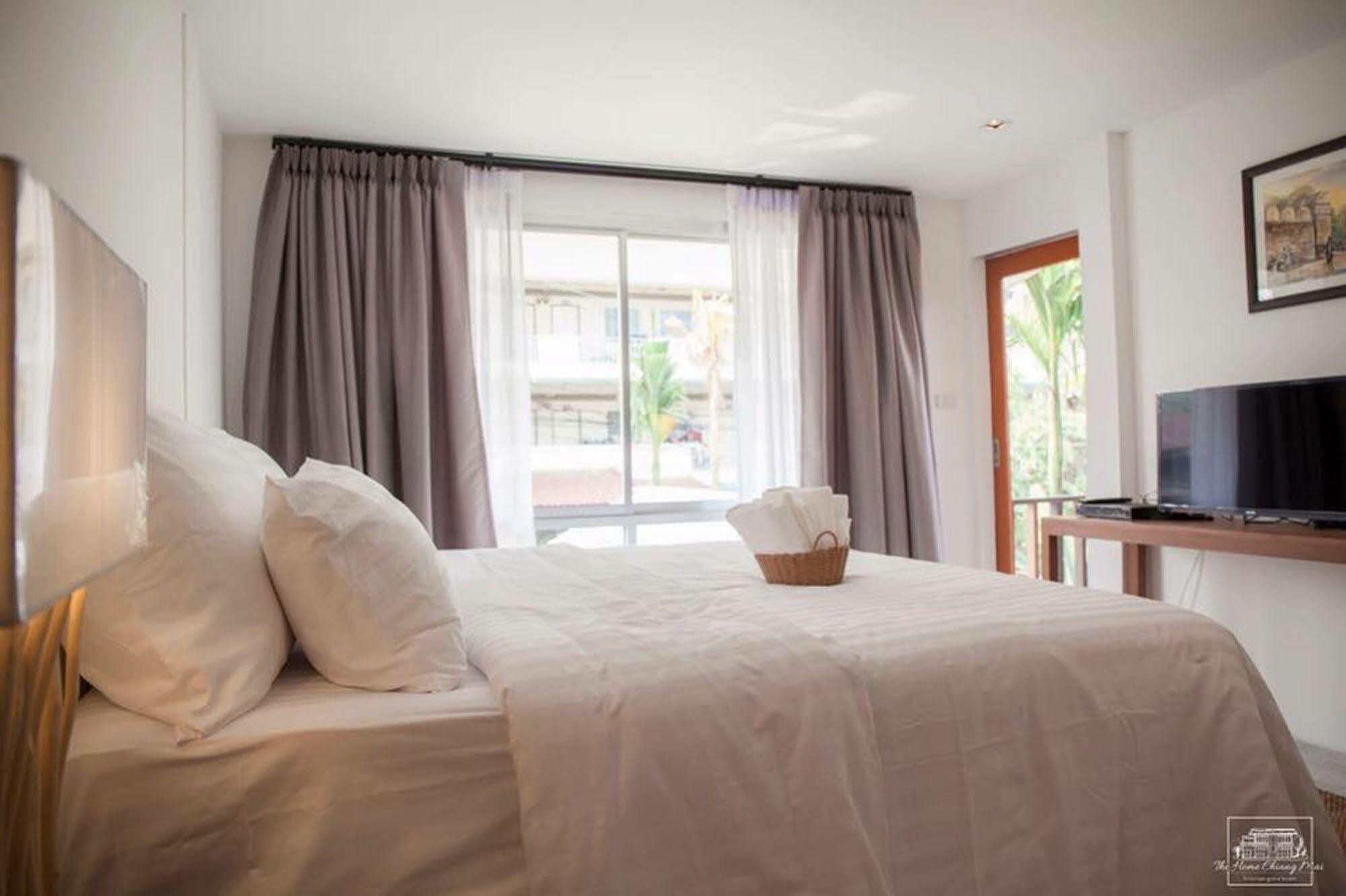 The Home Chiangmai Luxury Guesthouse Чиангмай Экстерьер фото