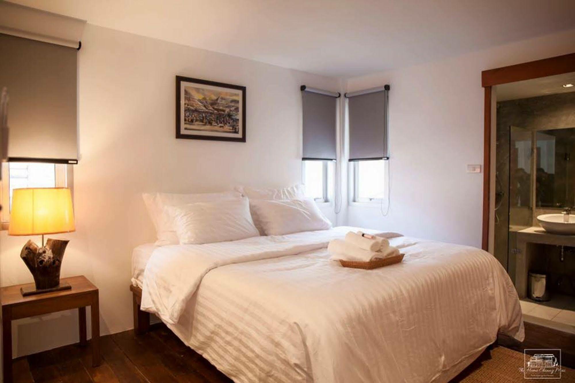 The Home Chiangmai Luxury Guesthouse Чиангмай Экстерьер фото